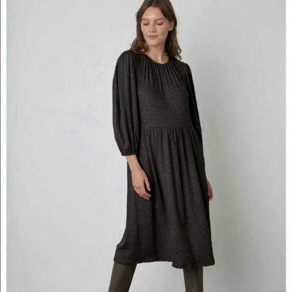 Anthropologie Velvet by Graham & Spencer Scarlet Dark Gray Soft Sweater Dress - Picture 1 of 8